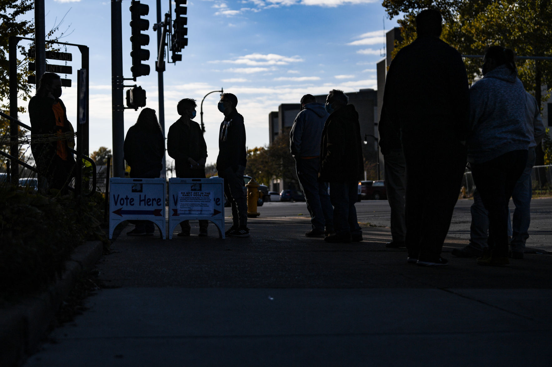 103120-qc-nws-earlyvoting-013